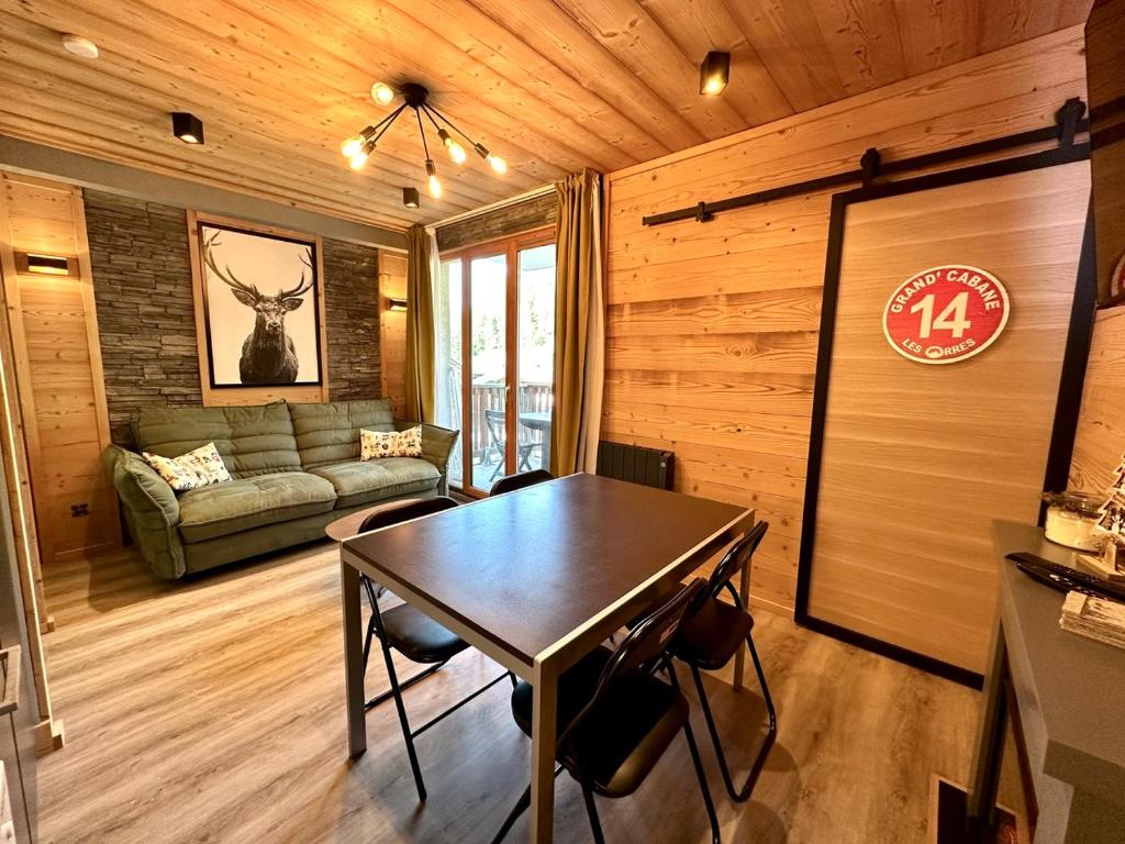 Centre Orres 1800 - 4/6 pers. Rénové - Parking, Les Orres