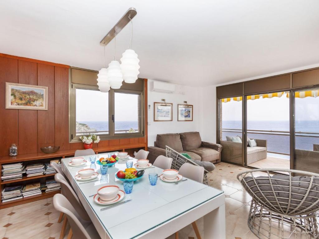 Apartment Cala d'Or by Interhome - 4
