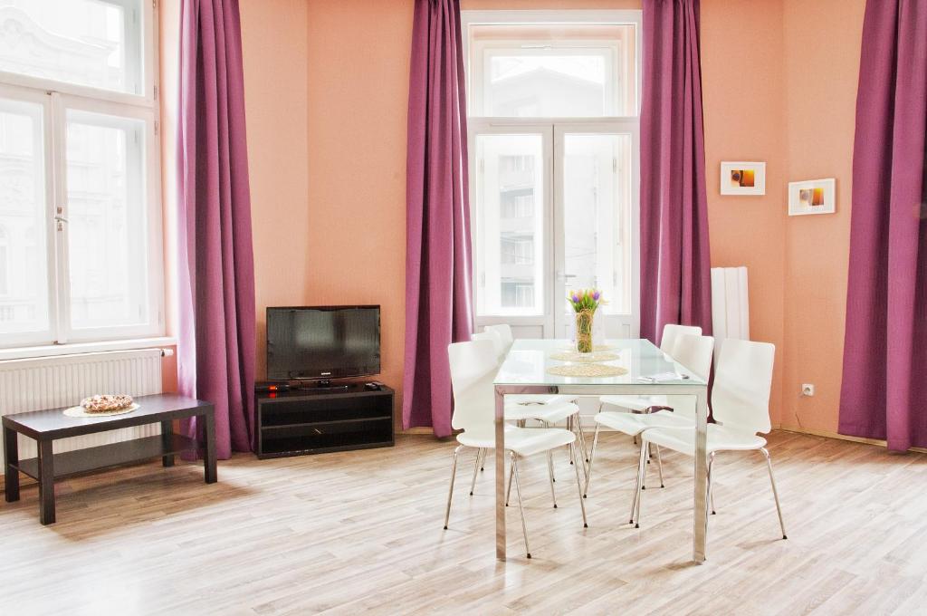 Facilities, Royal Court Apartments in Prague