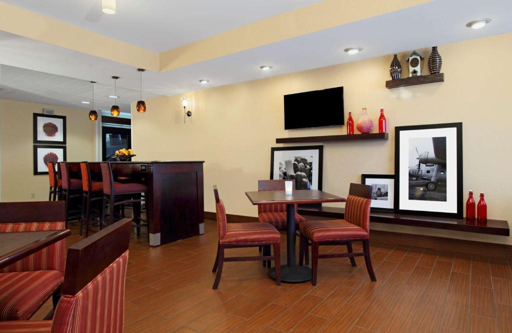 フロント・ロビー