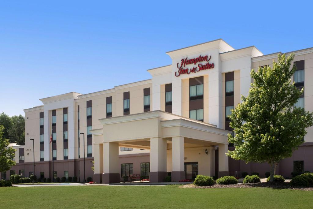 Hampton Inn & Suites Athens-I-65 (Huntsville Area) photo