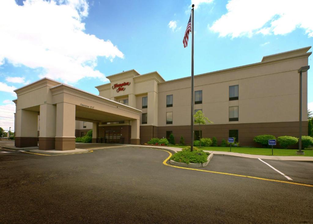 Hampton Inn North Brunswick/New Brunswick photo