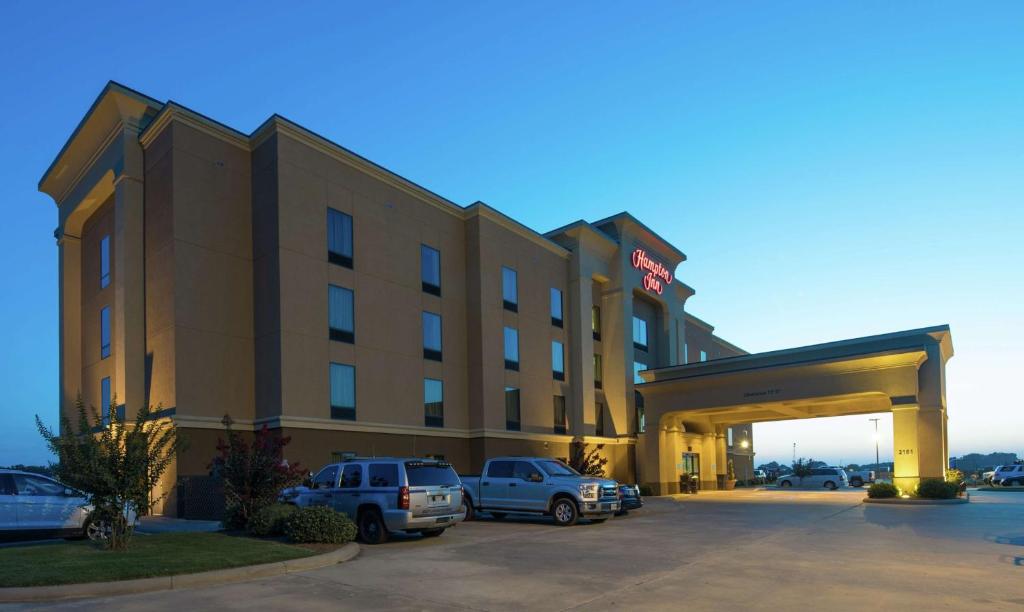 Hampton Inn Yazoo City photo