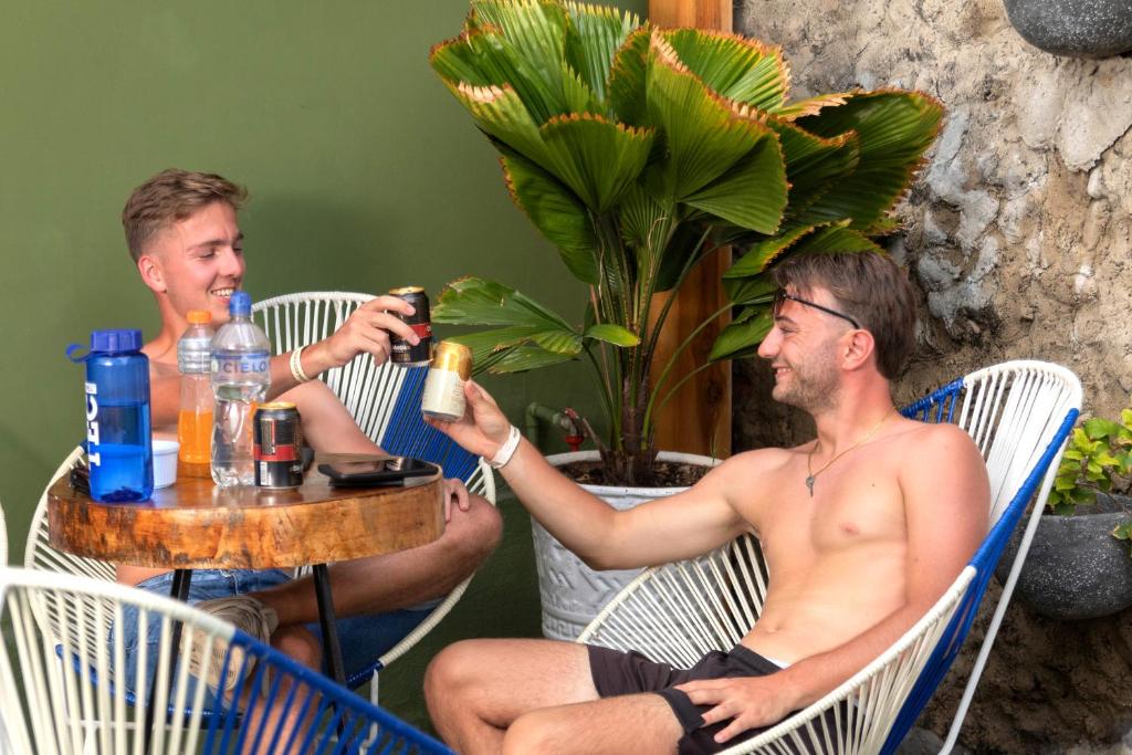 Seven Nights Hostel Cartagena - 4