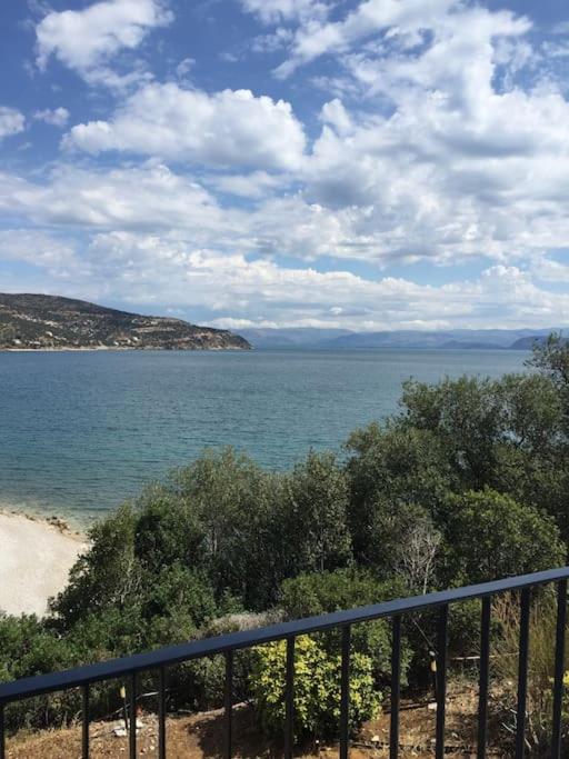 Breathtaking Oceanfront View Home & Private Beach, Xiropigado