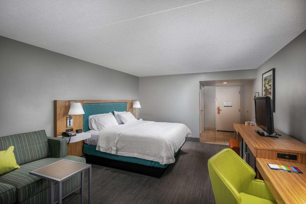 Hampton Inn Tuscaloosa-East photo
