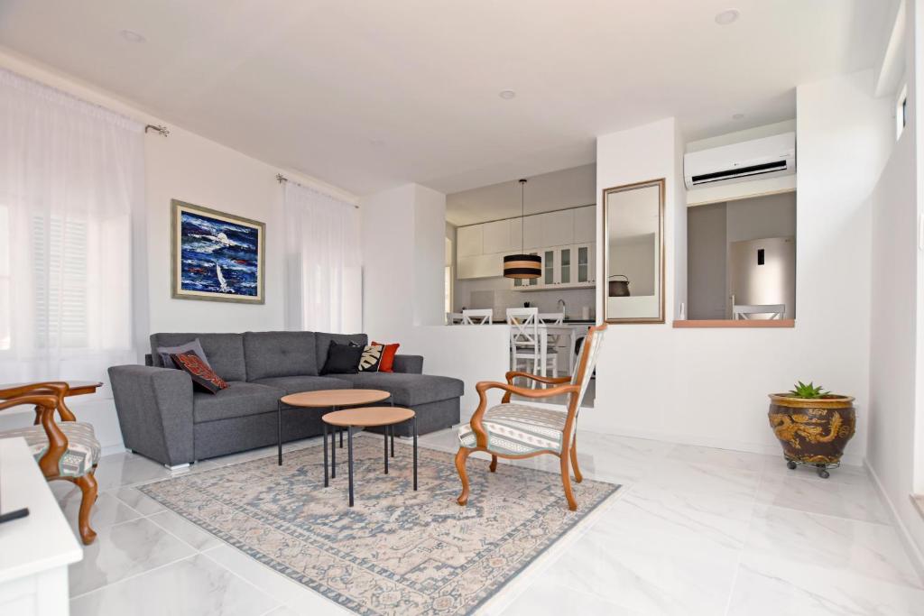 Blue Harbour Luxury Apartment, Herceg Novi , Old Town - 1