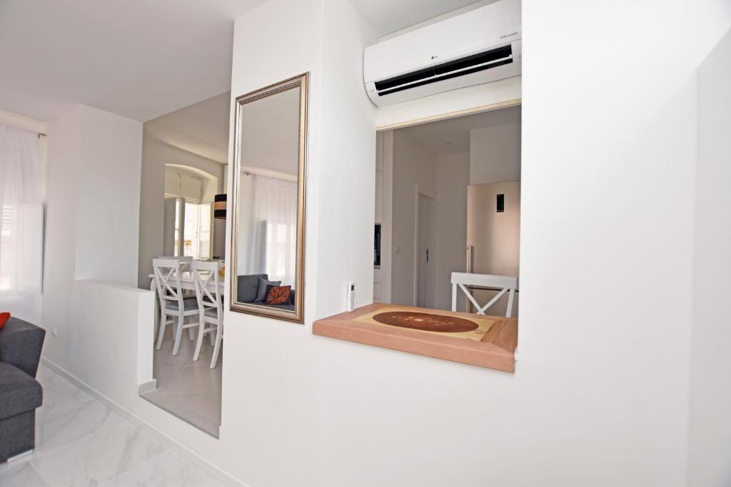 Blue Harbour Luxury Apartment, Herceg Novi , Old Town - 5