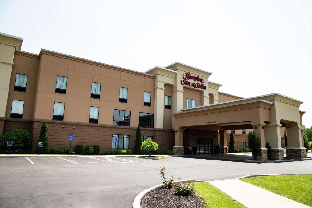 Hampton Inn & Suites Sharon photo