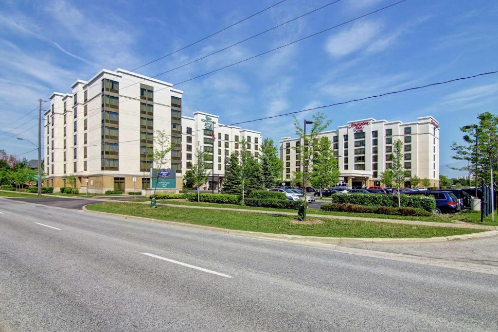 Homewood Suites by Hilton Toronto Airport Corporate Centre photo