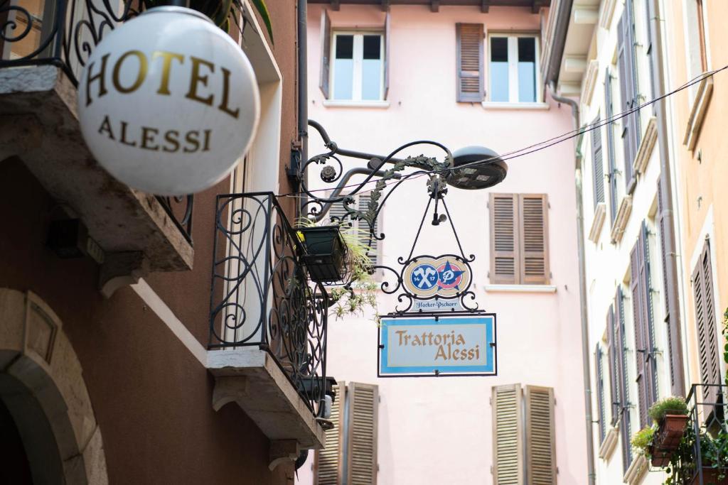 Alessi Hotel Trattoria - 1