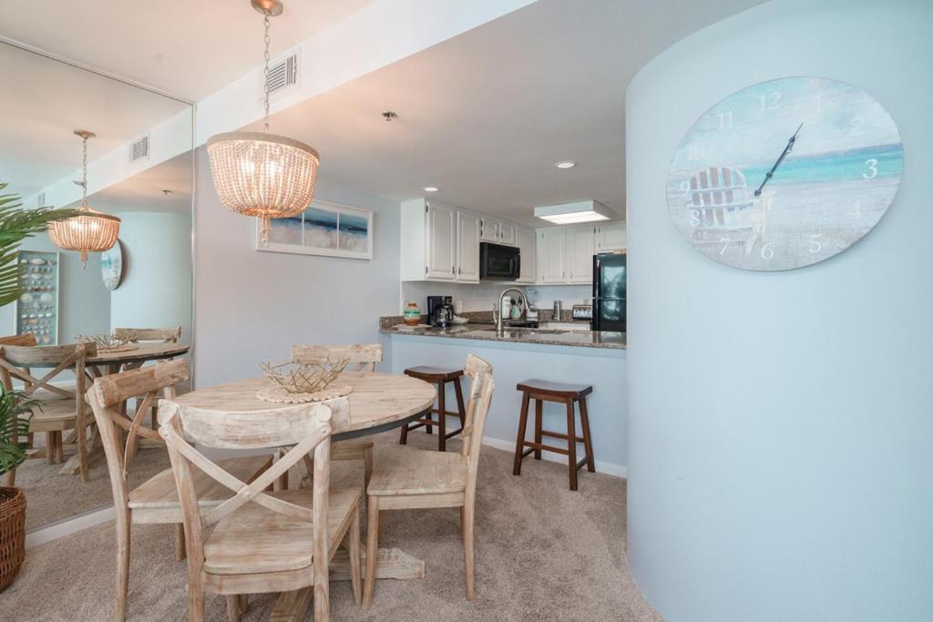 One Seagrove Place Unit 501 Condo photo