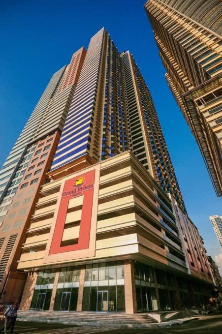 Roxas Blvd Stunning Studio Condo Near US Embassy, Manila