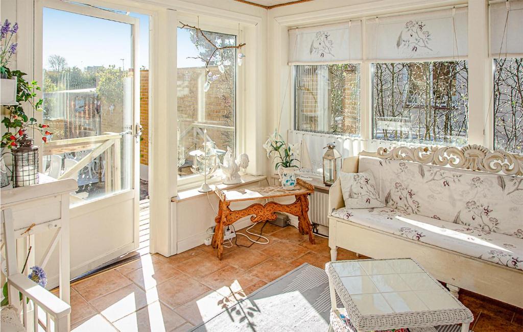 Stunning Home In Höganäs With Wifi, Höganäs