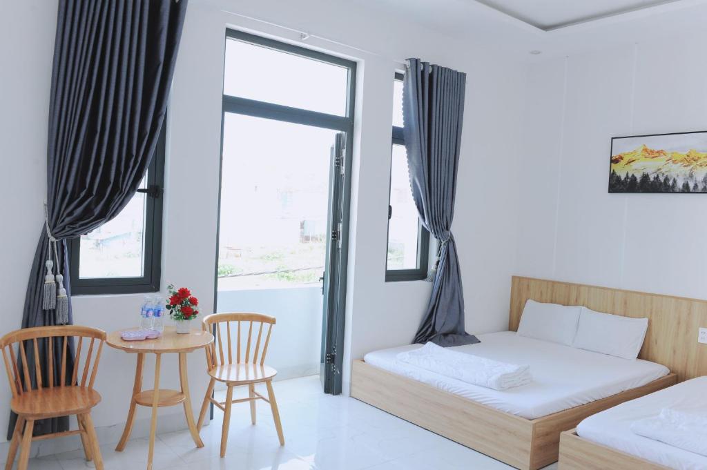 Khách Sạn Toàn Yến – Nhơn Lý