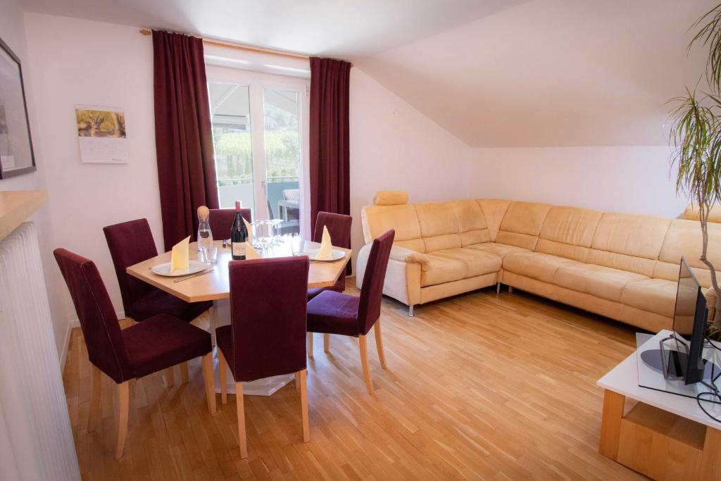 Melaniesguesthouse 4 Zimmerwohnung - 2