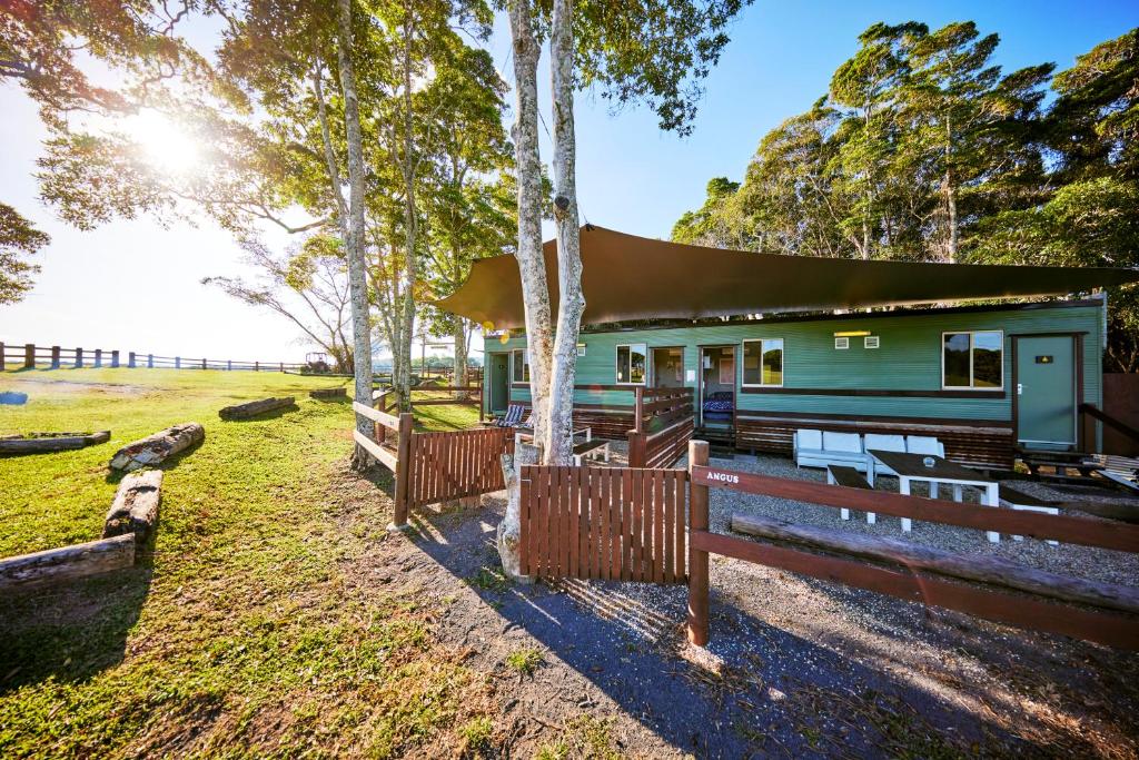KUR-Cow farm escape 35 minutes from Cairns photo