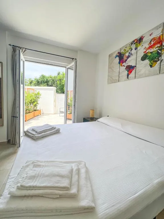 EG Apartments - Forio d'Ischia, hotel in Ischia