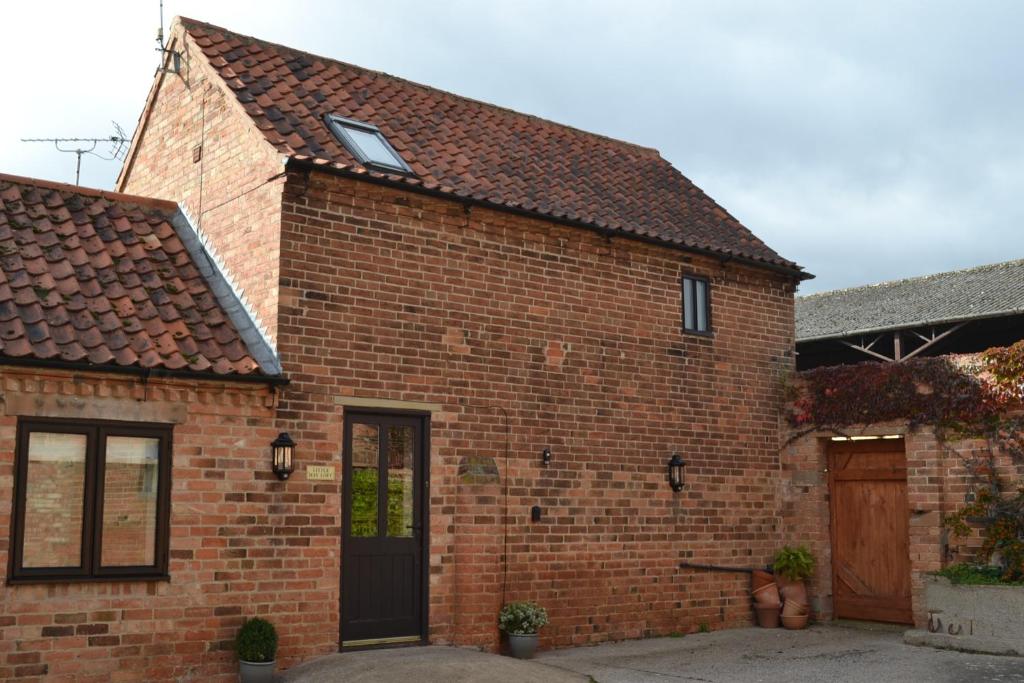 Lodge Barns, Southwell photo 8