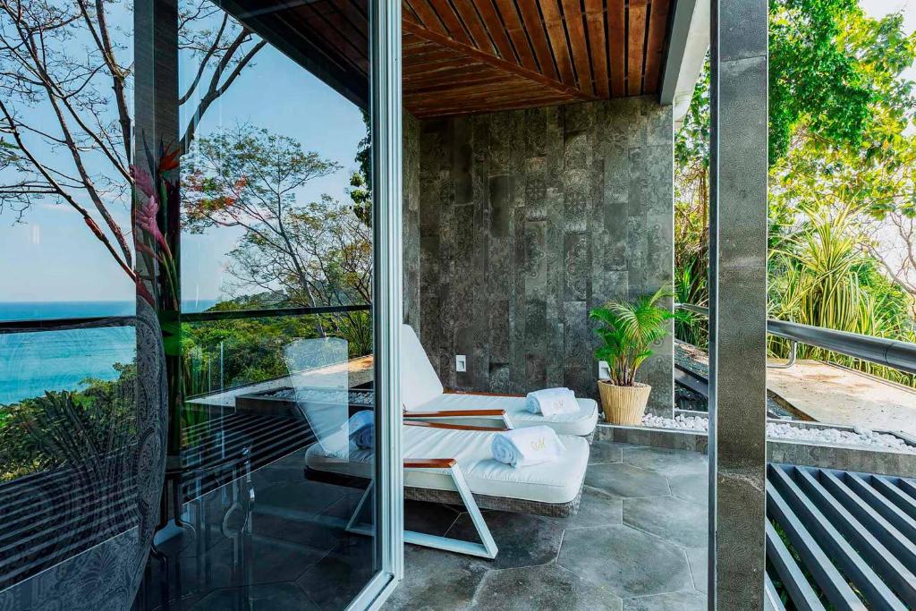 Balcony/terrace, Makanda by The Sea Hotel Adults Only in Quepos