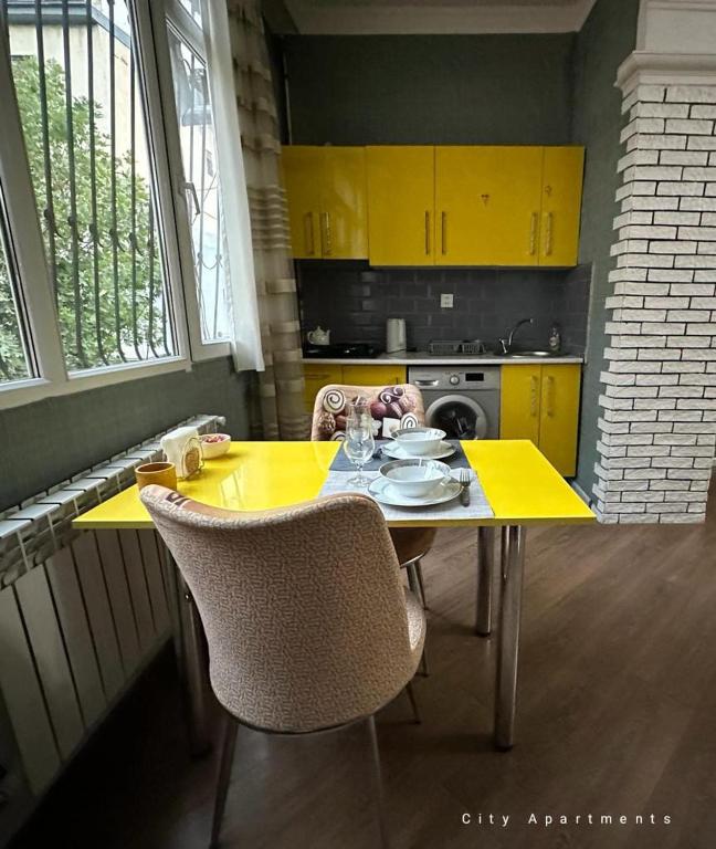 Yellow Boulevard Apartment photo