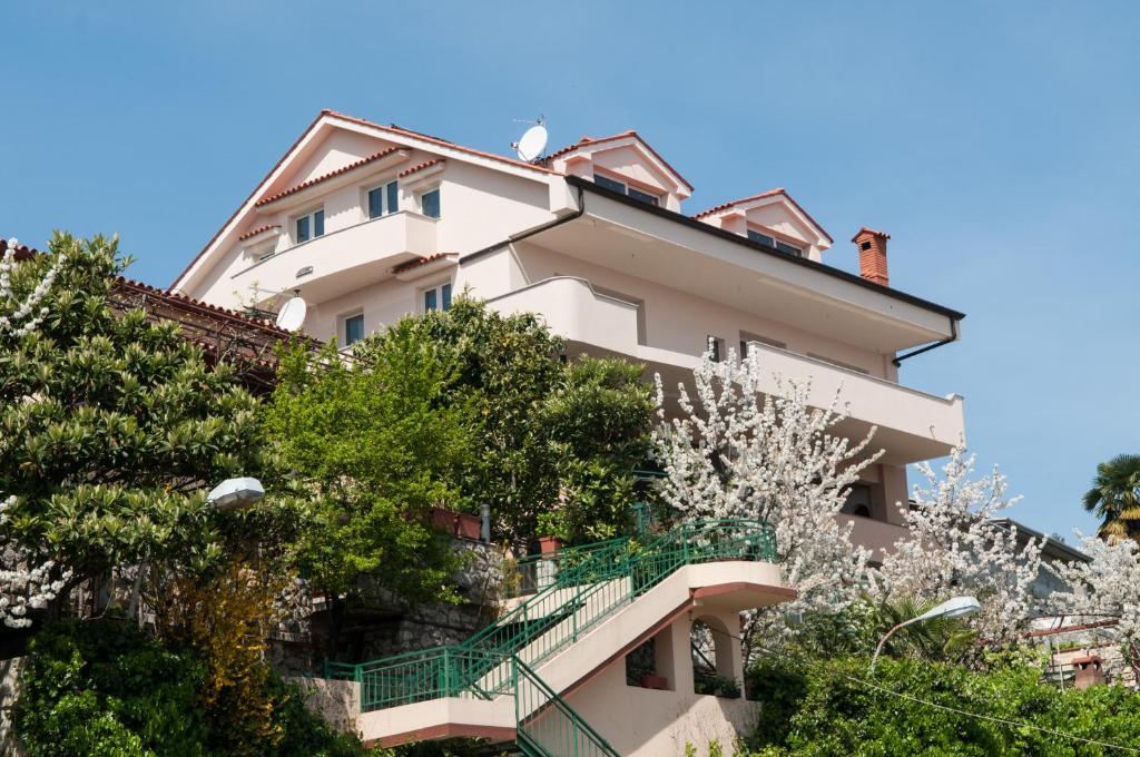 Apartments Komel photo