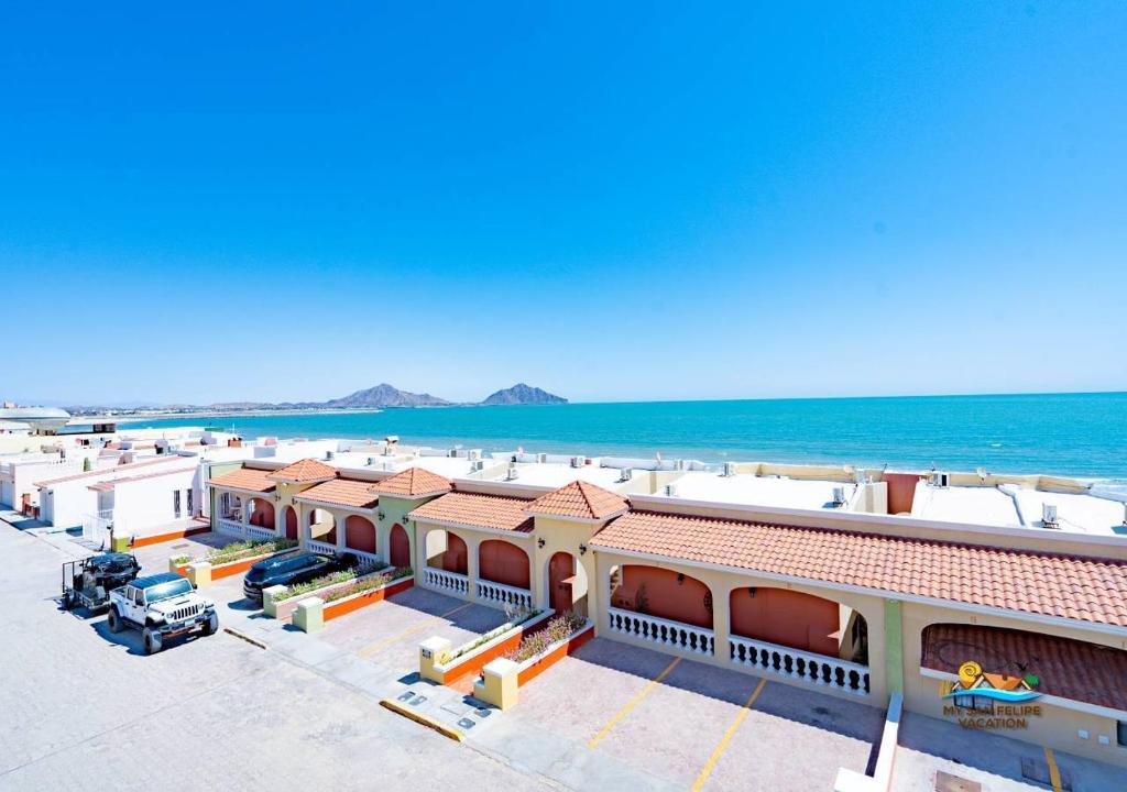 Amazing Beach View with WiFi - Jerry`s condo #5 - 2