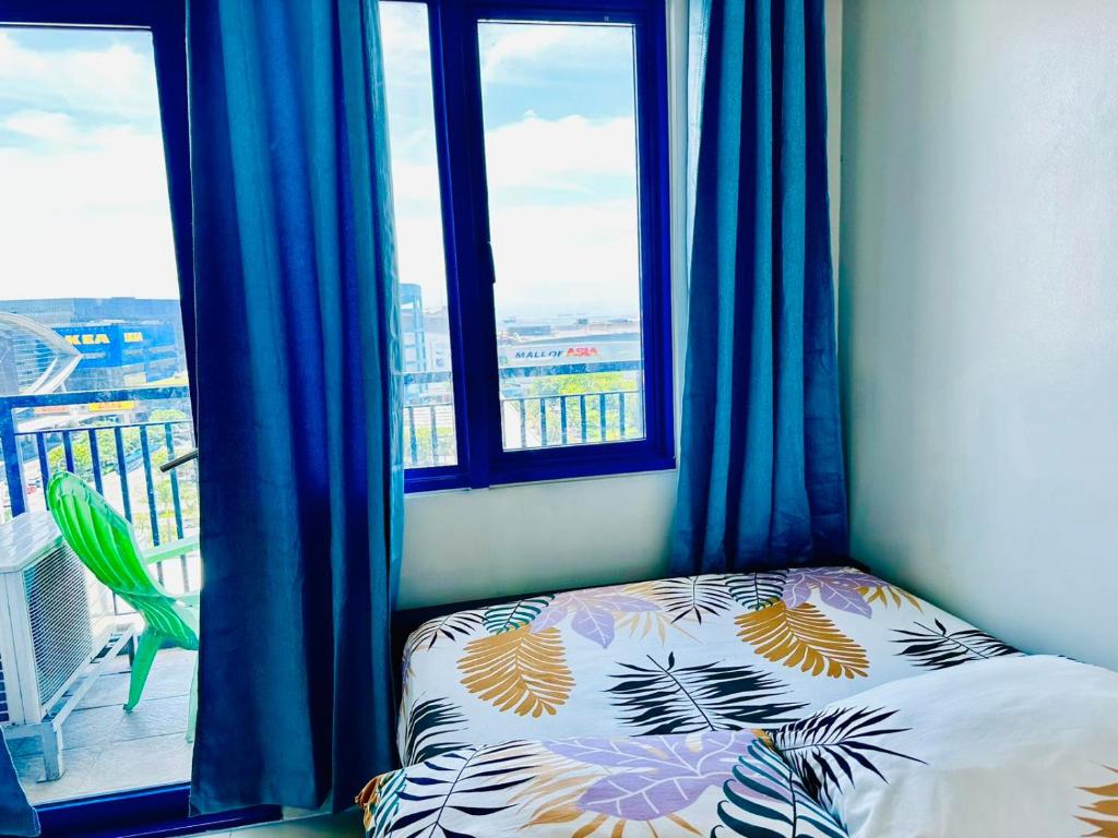 Sea Residences, Mall of Asia, Pasay - Affordable and Cozy Rooms - Valentino photo