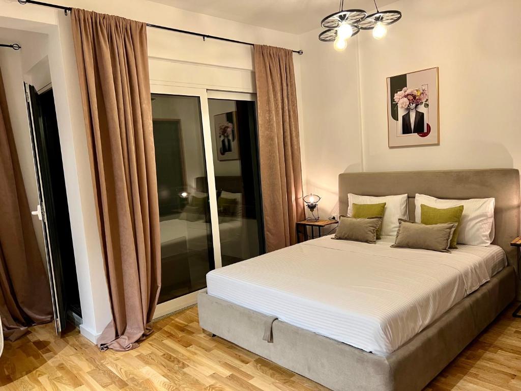 Remi Studio Apartments - 5