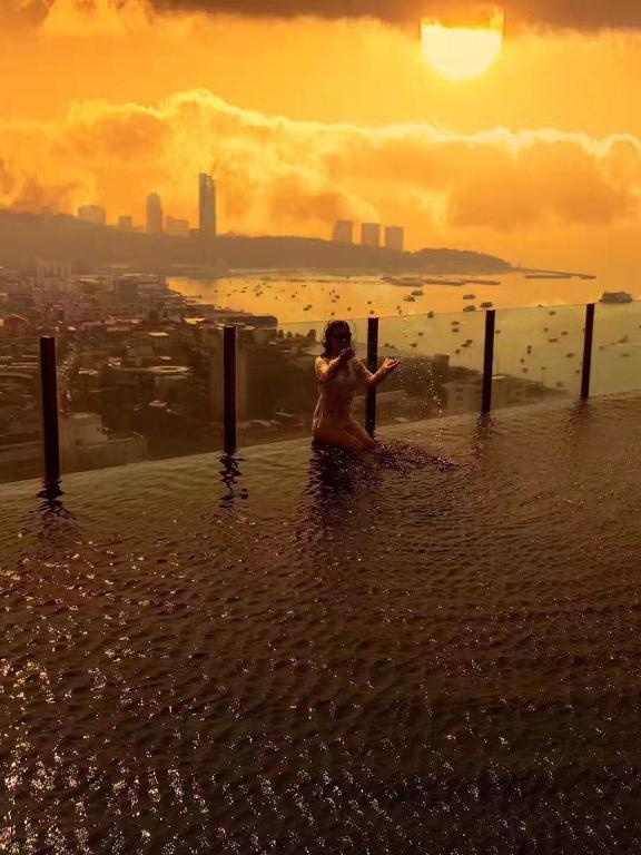 THE BASE CENTRAL PATTAYA, Pattaya Central