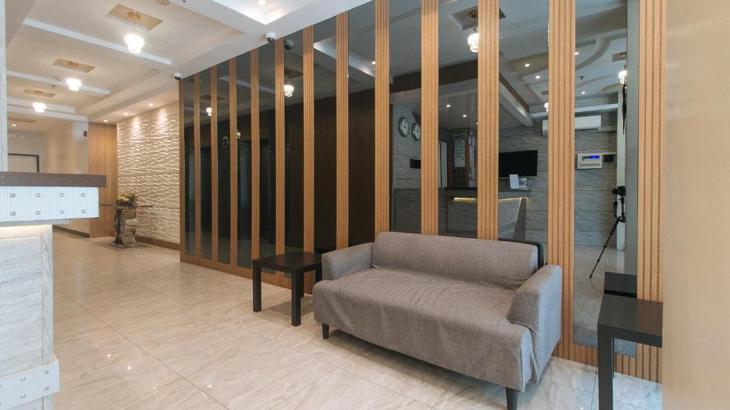 Facilities, RedDoorz Plus @ Bez Tower and Residences San Juan in Manila