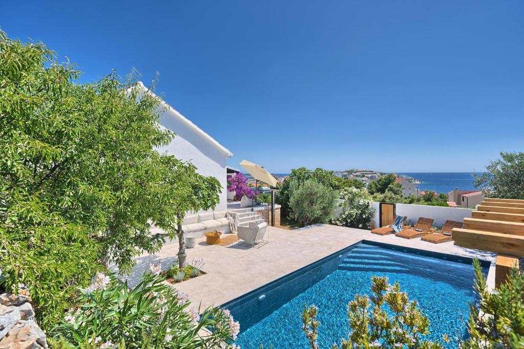 Porto Manera, summer house Sevid, Rogoznica