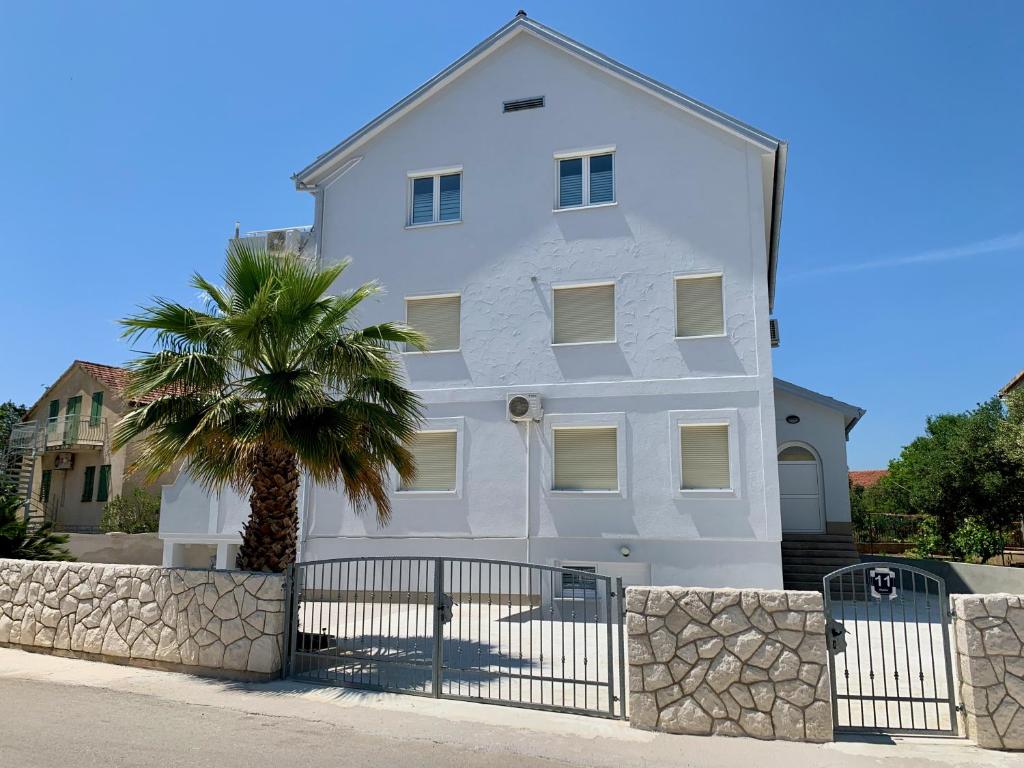 Apartments Janko, Pakoštane