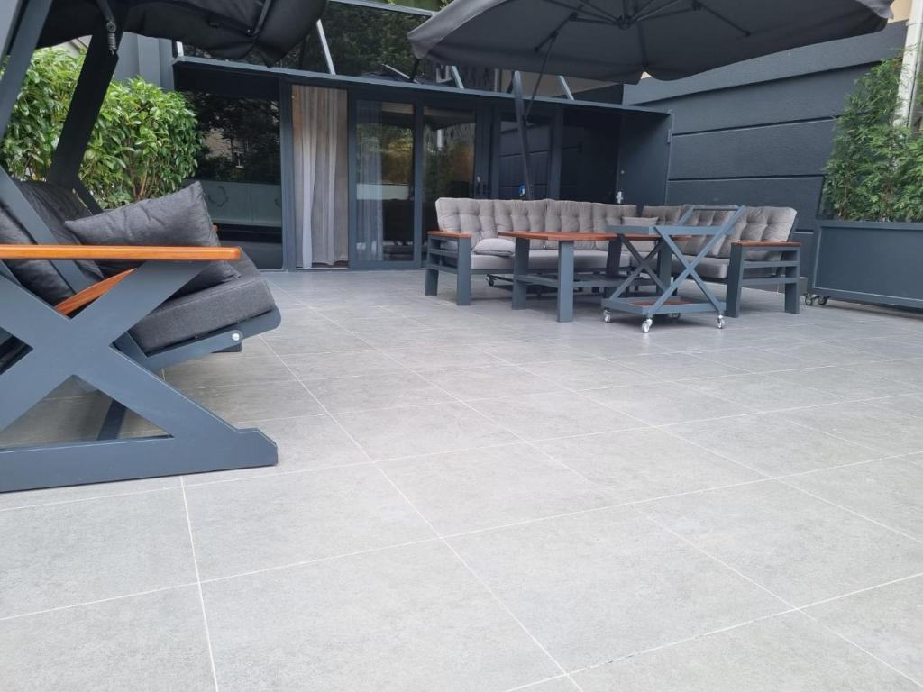 โรงแรมเมียร์แบร์ (Mia Berre Hotels)