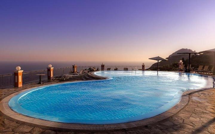 Golden Fox Studios and Suites — Hotel in Corfu Island