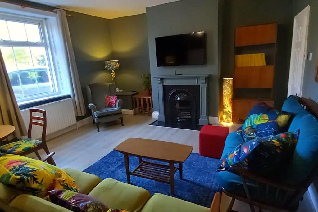 Peaceful from 3 bedroom House 7 Ideal for Families