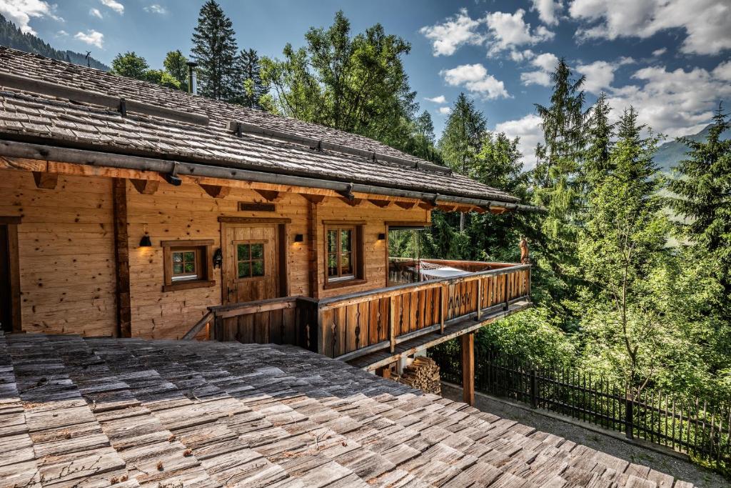 Exklusives Chalet in Alleinlage mit privatem Saunahaus - 4