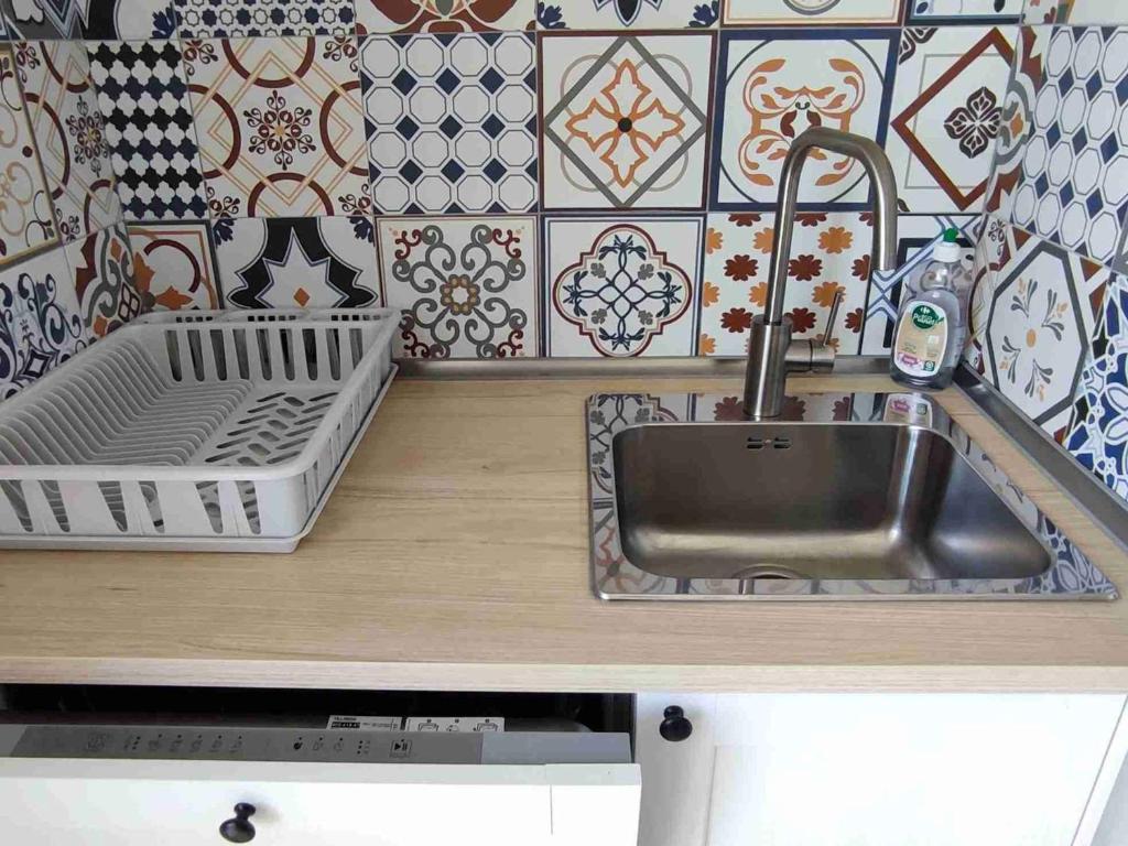 Appartement T2 au Lavandou avec Parking et Vue Imprenable - FR-1-308-82 - 4
