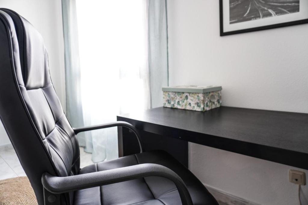 Bright House With Working Space - 3