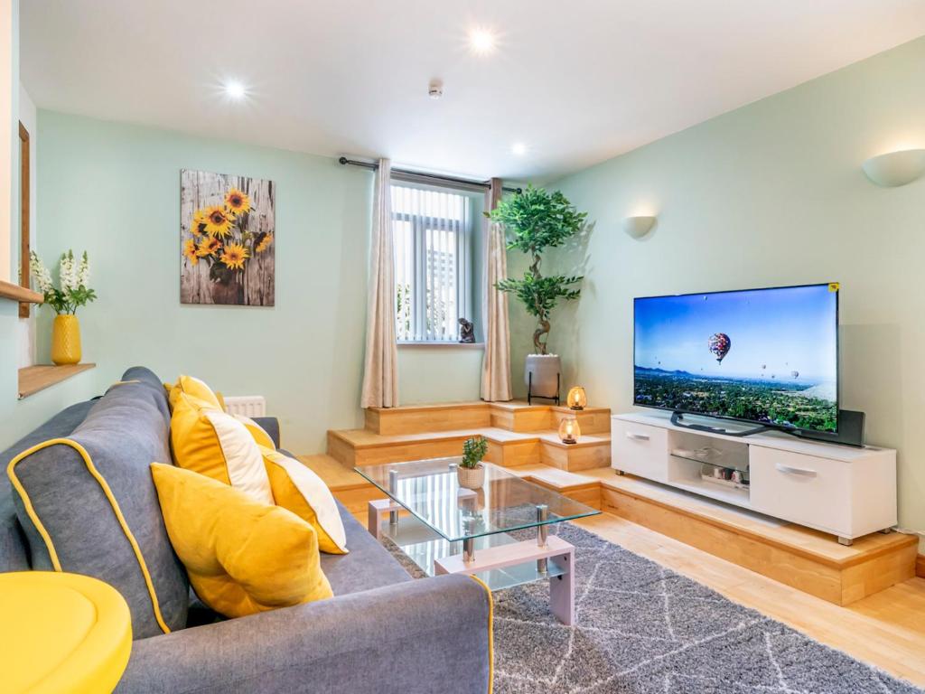 Pass the Keys Simply Stunning 2BR City Centre Queens Uni, Belfast