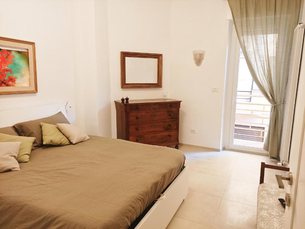 Interno 3 - vicino al mare e pista ciclabile, centro zona Foce, Sanremo