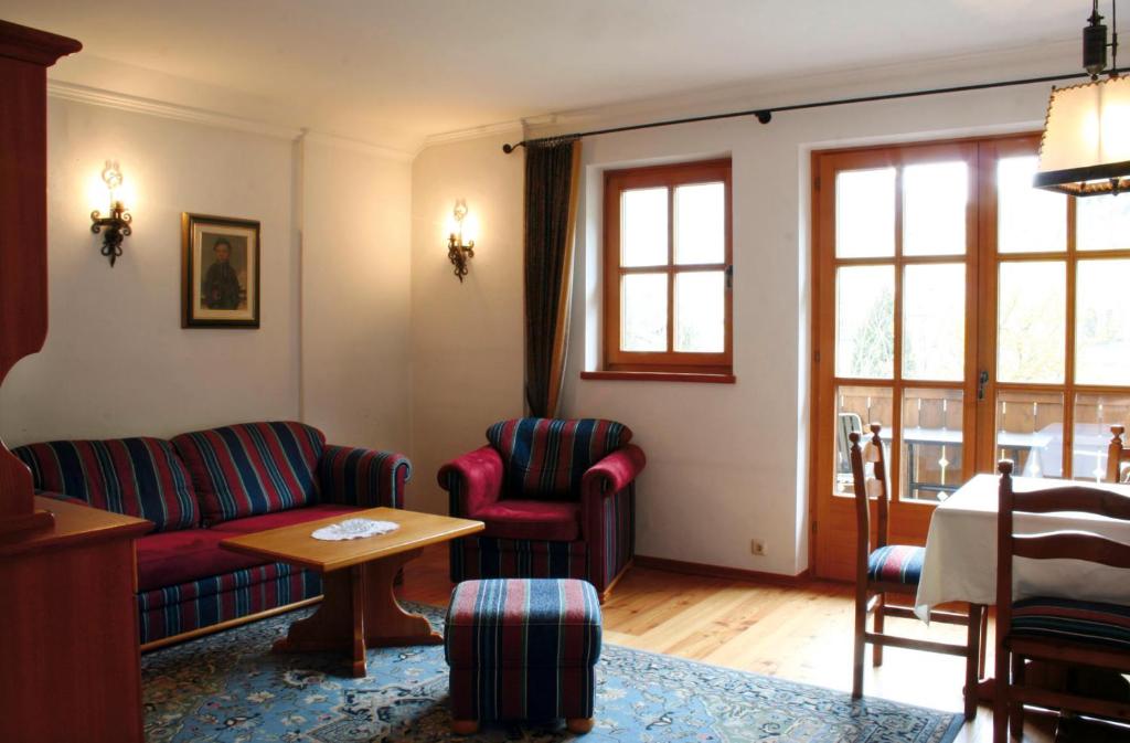Hotel Post - 2