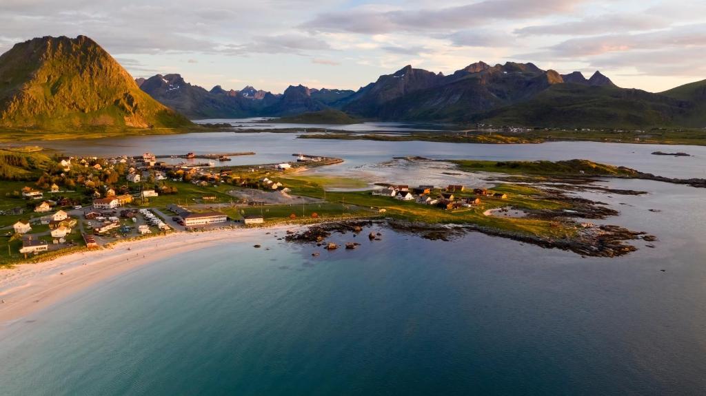 Ramberg Gjestegard — Hotel in Ramberg (Nordland)
