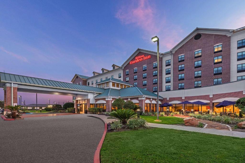 Hilton Garden Inn Houston Sugar Land  photo