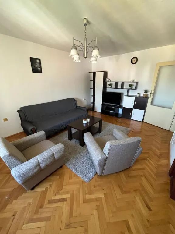 Devetka, hotel in Pirot