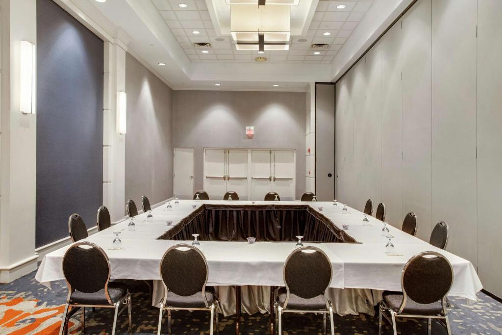 Meeting room / ballrooms