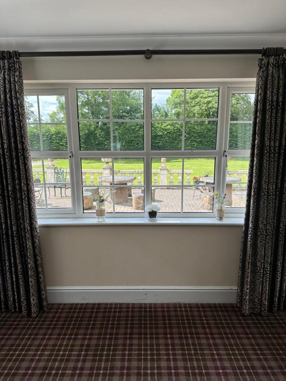 The Gables Hotel photo