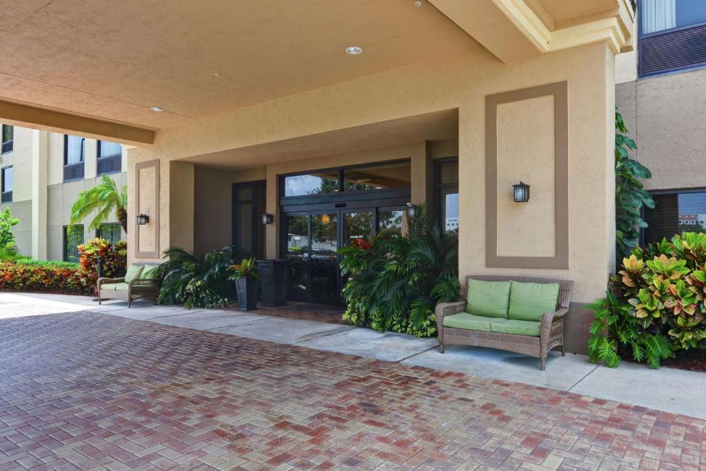 Hampton Inn West Palm Beach Florida Turnpike photo