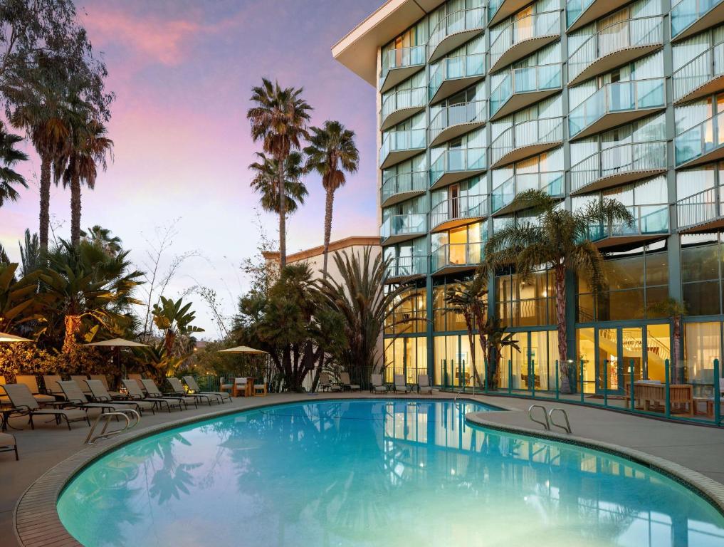 DoubleTree By Hilton San Diego Hotel Circle, San Diego