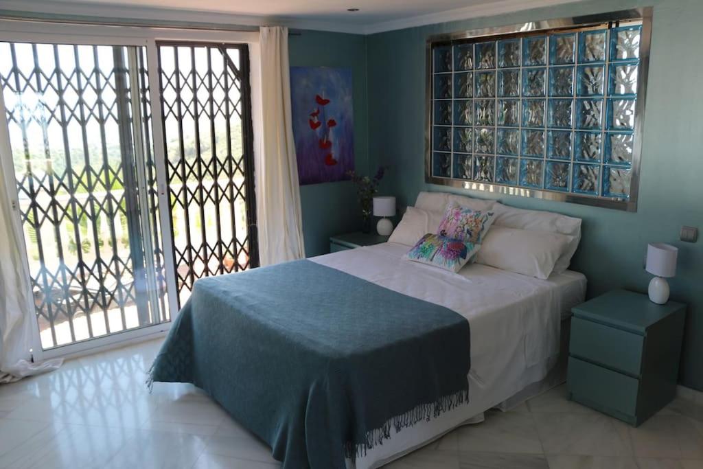 Blue Mountain Villa in Mijas, Malaga - 4